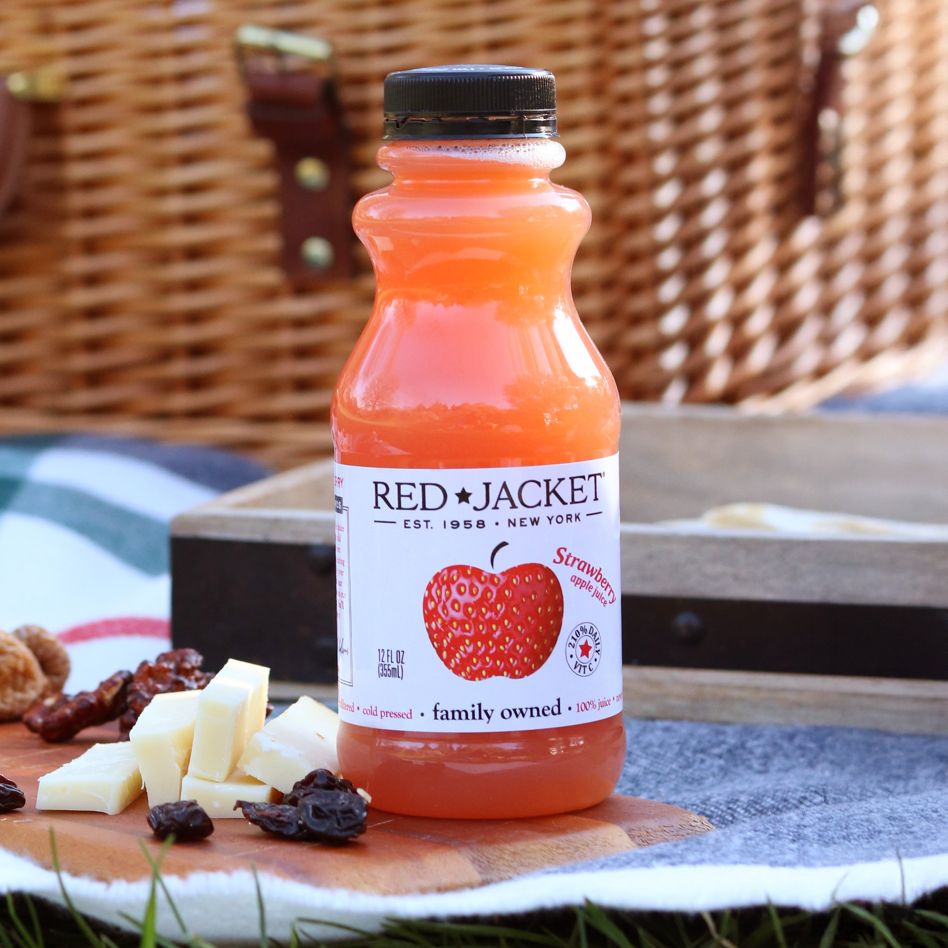 Strawberry Apple Juice – Red Jacket Orchards